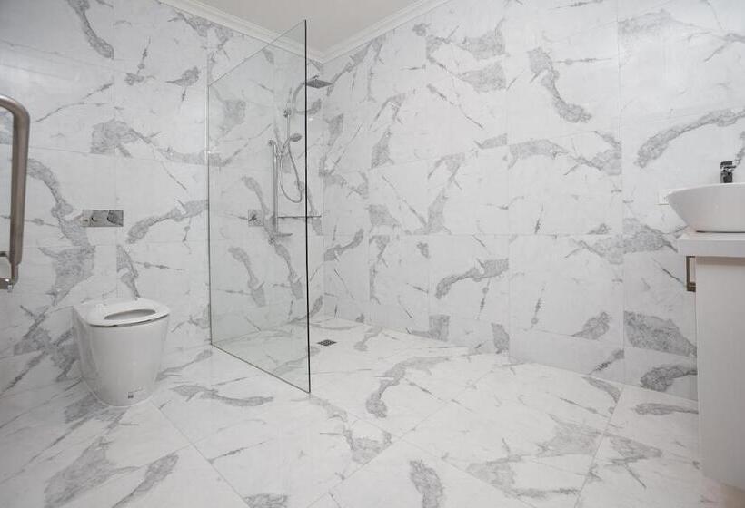 فندق Newington Apartments