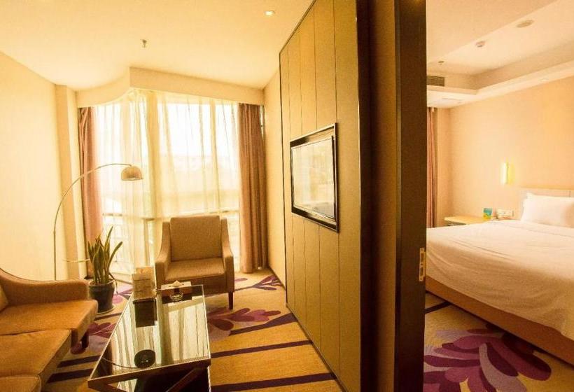 Lavande Hotel Rizhao East Haiqu Road Rt Mart