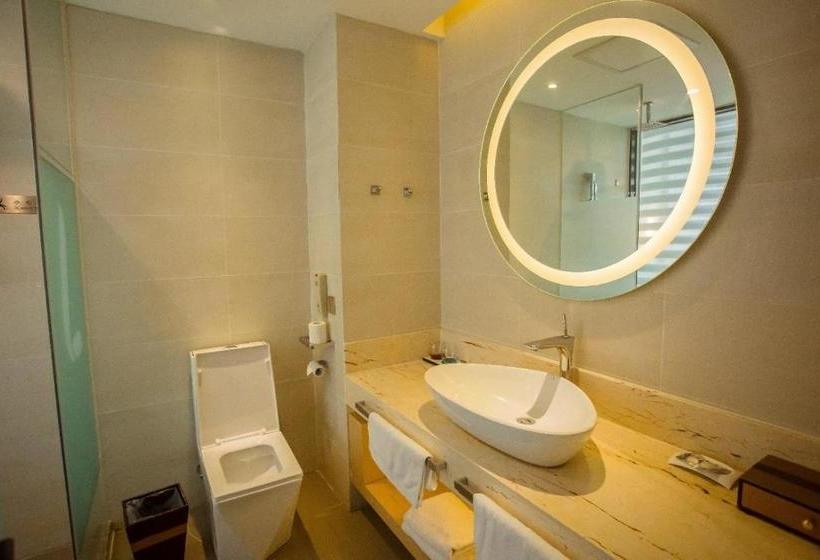 Lavande Hotel Rizhao East Haiqu Road Rt Mart