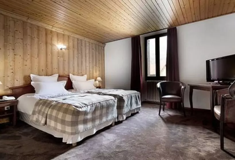 Отель Auberge De Savoie