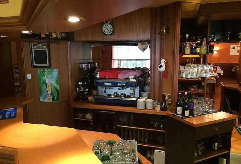 בית מלון כפרי Aux Deux Clefs