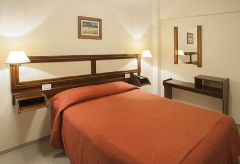 בית מלון כפרי Carollo