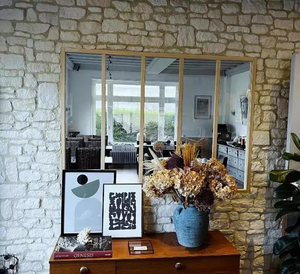 Отель Chez Marion