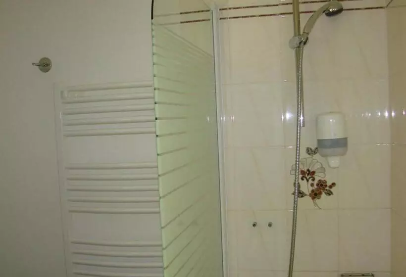 Отель Chez Marion