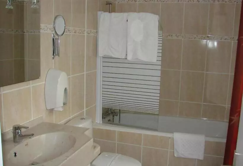 Отель Chez Marion