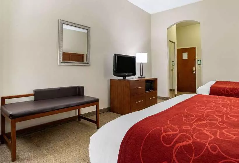 هتل Comfort Suites Airport
