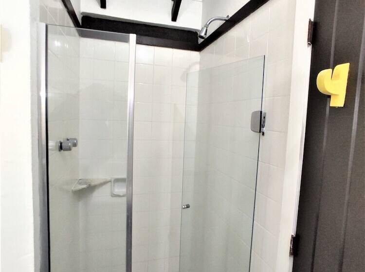 호텔 Hibiscus Beach