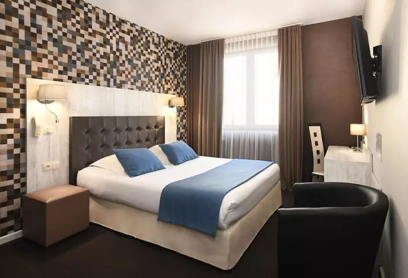 فندق Logis Hôtel Du Centre Halte Idéale En Cyclotourisme Avec Garage à Vélos Clos