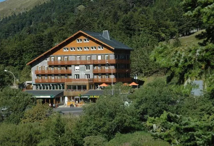 هتل Hôtel Du Puy Ferrand , Restaurant La Table De L Ours