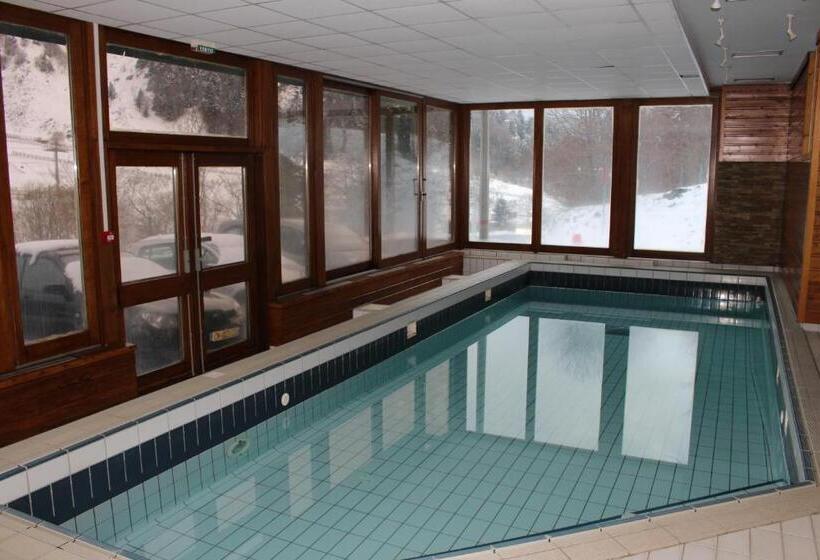 ホテル Hôtel Du Puy Ferrand , Restaurant La Table De L Ours