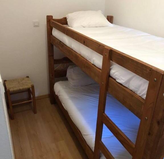 هتل Restaurant La Dame Du Lac