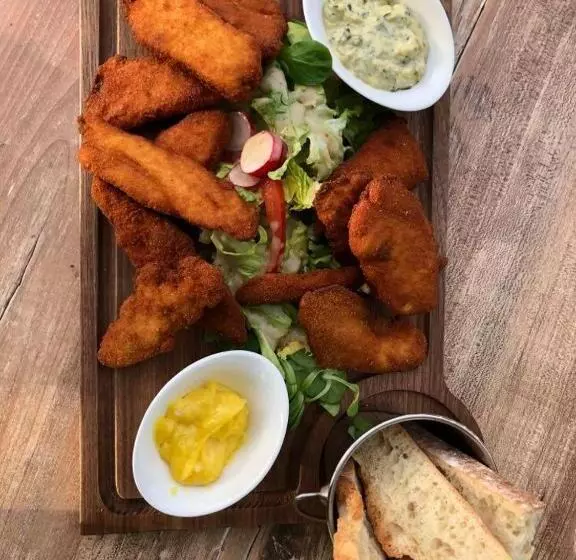 Отель Restaurant La Dame Du Lac