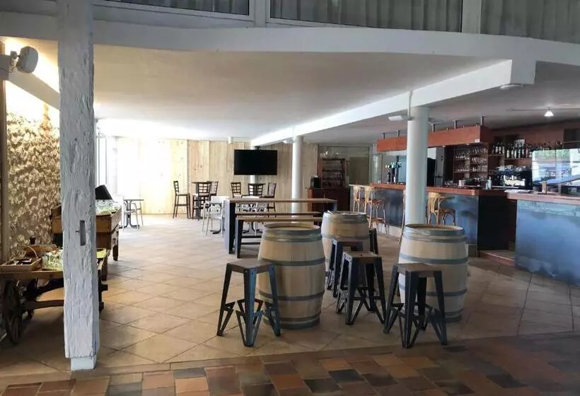 Отель Restaurant La Dame Du Lac