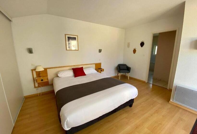 هتل Restaurant La Dame Du Lac