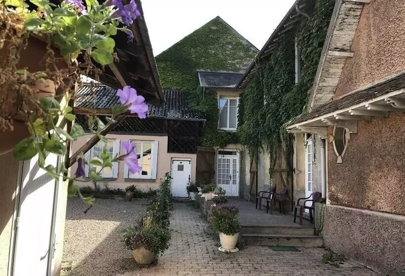 Hotel Restaurant Perreau Parc Du Morvan