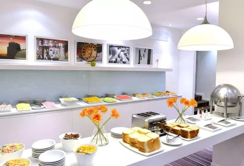 Rochester Hotel Concept