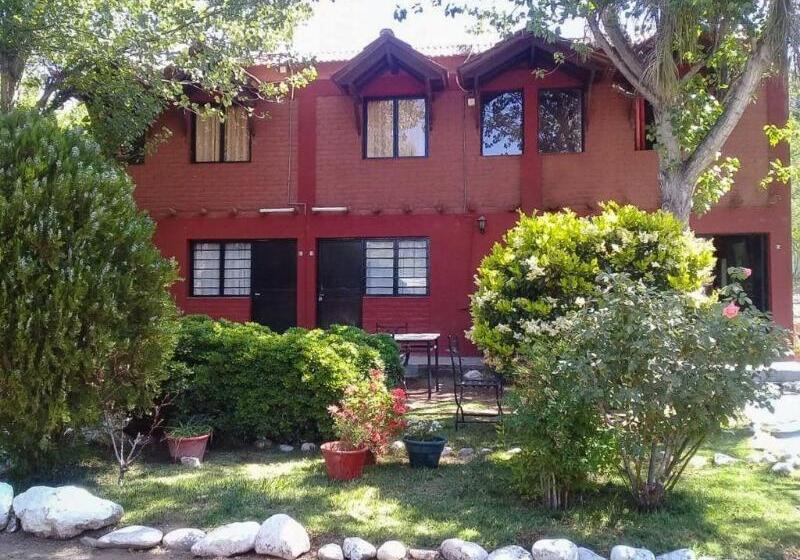 Kır Oteli Cabañas El Challao