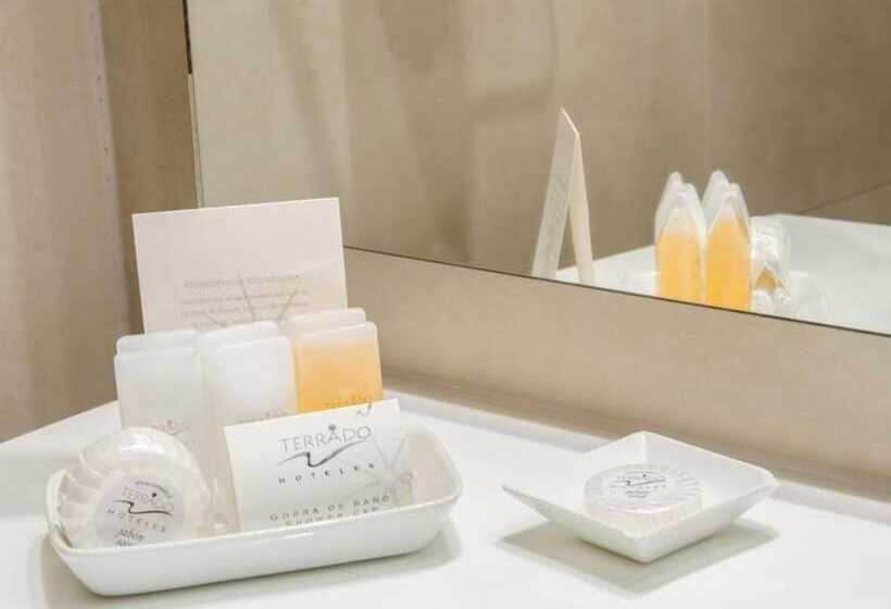 هتل Terrado Suites Iquique