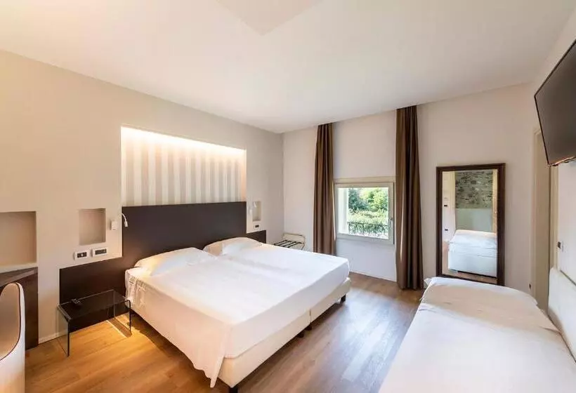 בית מלון כפרי Villa I Pini