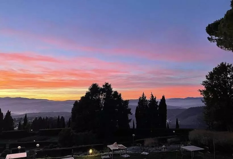 Отель Villa Pitiana