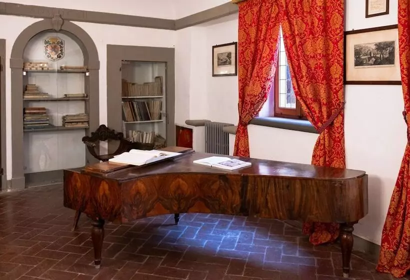 Отель Villa Pitiana