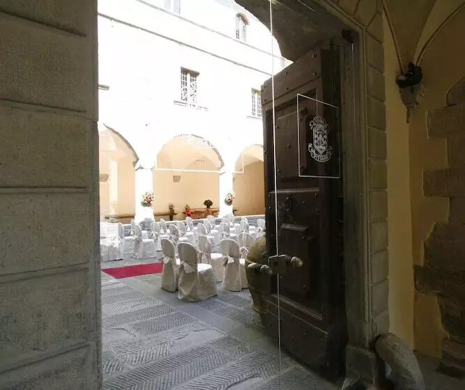 Отель Villa Pitiana