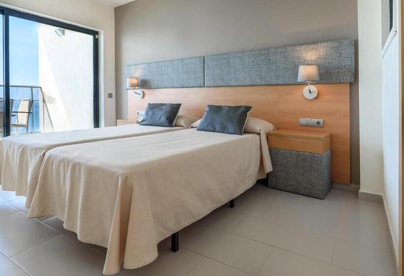 Lomakeskus Fergus Cap Roig