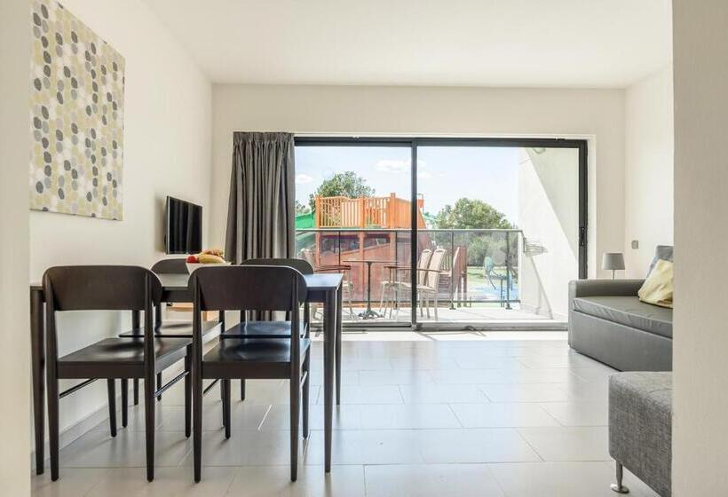 Lomakeskus Fergus Cap Roig