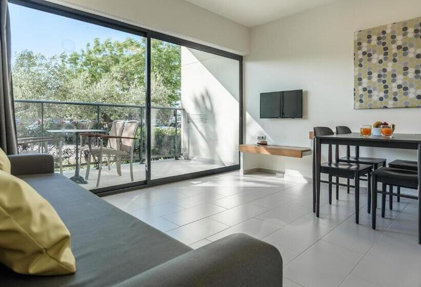 Lomakeskus Fergus Cap Roig