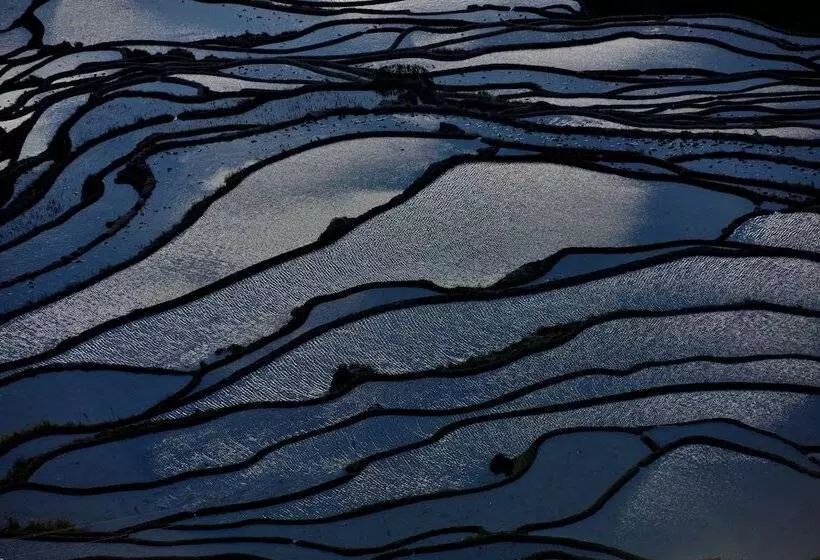 Majatalo Beyond The Cloud