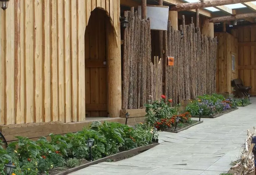 Majatalo Holiday Village Bayar