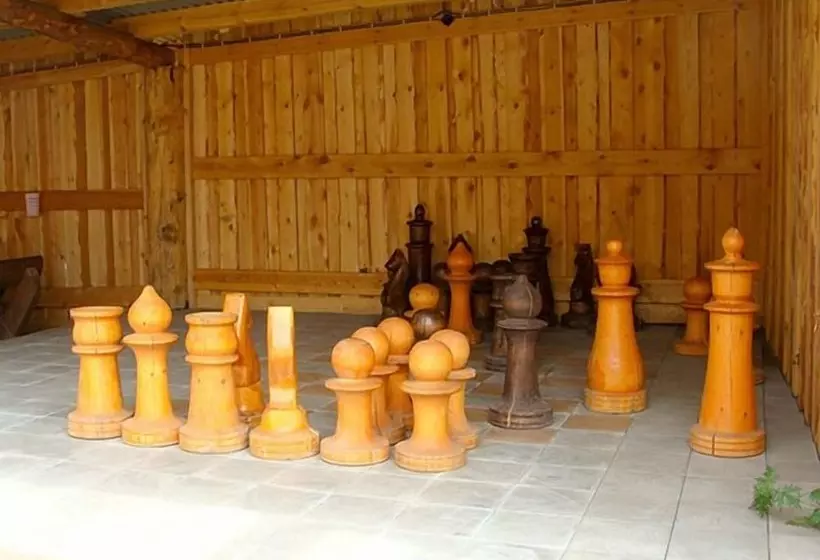 Majatalo Holiday Village Bayar