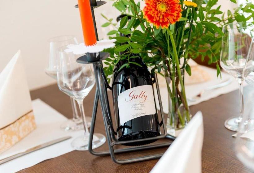 Пансион Du Pont