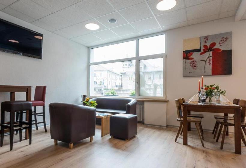 Пансион Du Pont