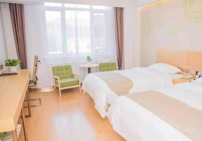Hotelli Greentree Inn Chengde Fengning Manchu Autonomous County Ningfeng Road Express