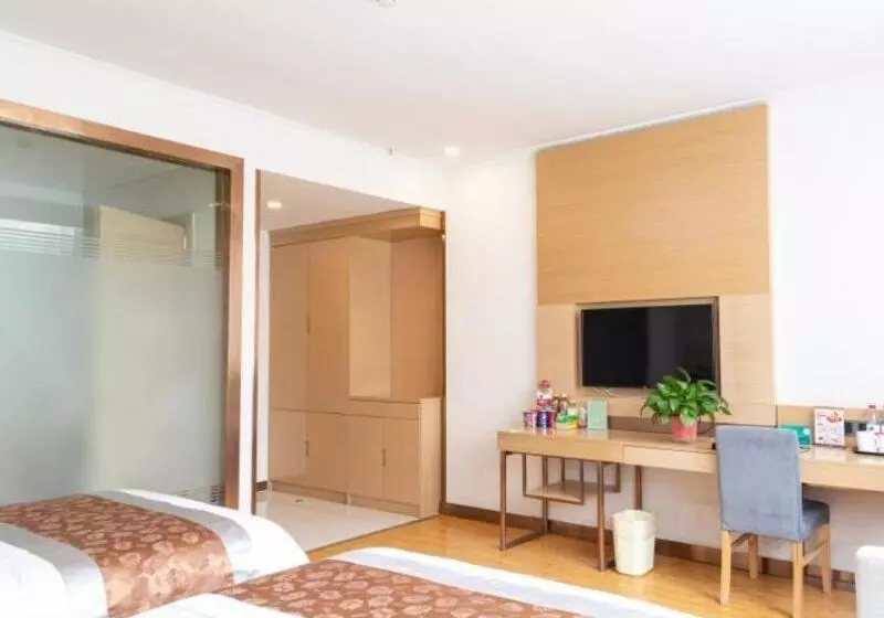 Hotelli Greentree Inn Gannan Hezuo Pedestrian Street Express