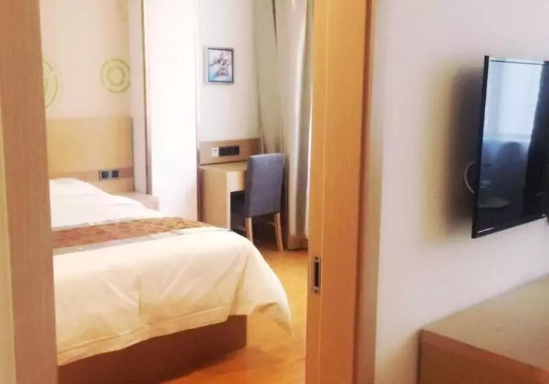 Hotelli Greentree Inn Gannan Hezuo Pedestrian Street Express