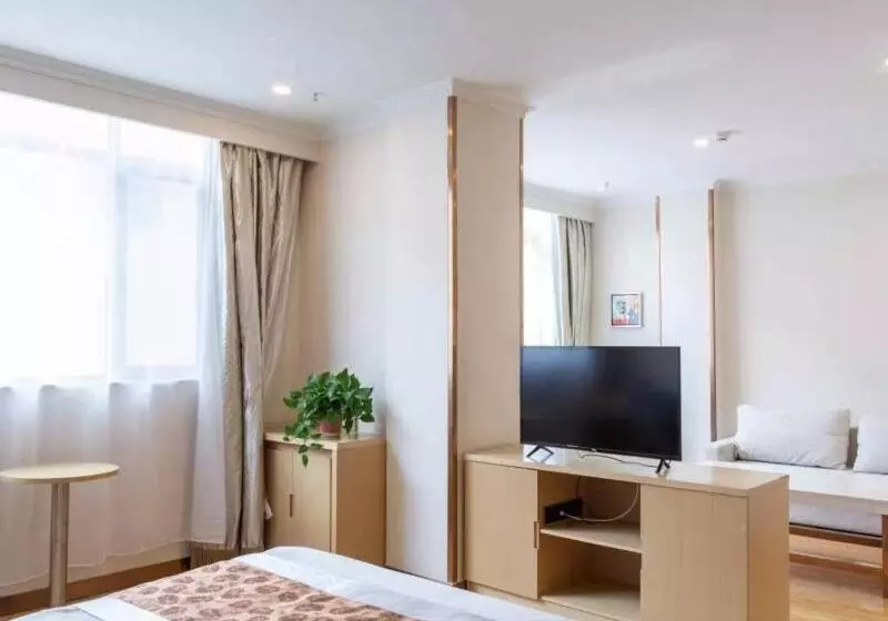 Hotelli Greentree Inn Gannan Hezuo Pedestrian Street Express