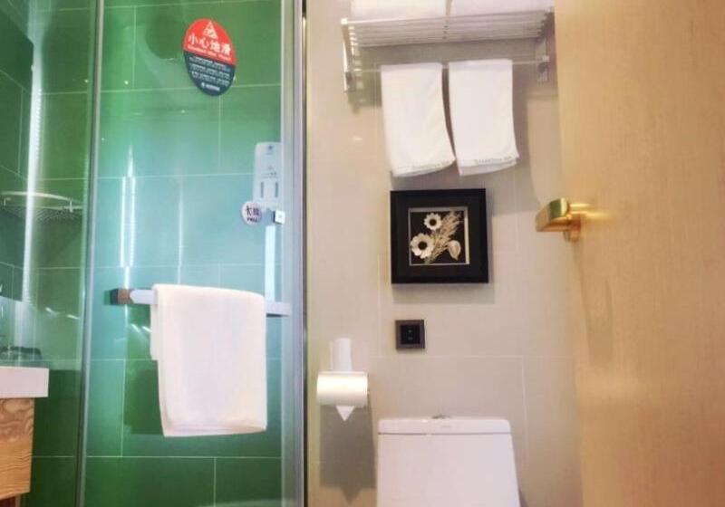 ホテル Greentree Inn Gannan Hezuo Pedestrian Street Express