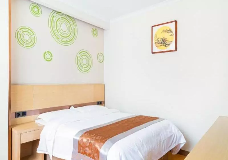 Hotelli Greentree Inn Gannan Hezuo Pedestrian Street Express