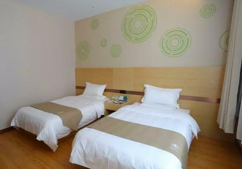 Hotelli Greentree Inn Hunchun Old Bus Station