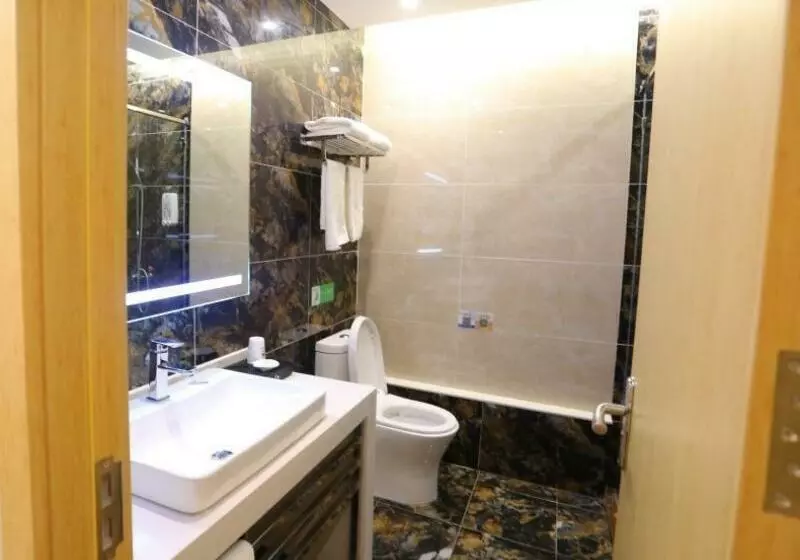 Hotelli Greentree Inn Hunchun Old Bus Station