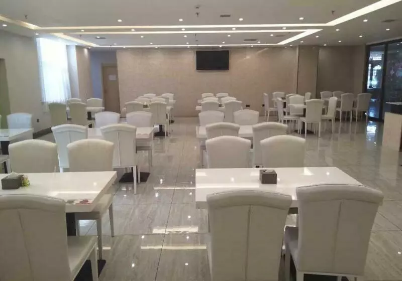 Hotelli Greentree Inn Hunchun Old Bus Station