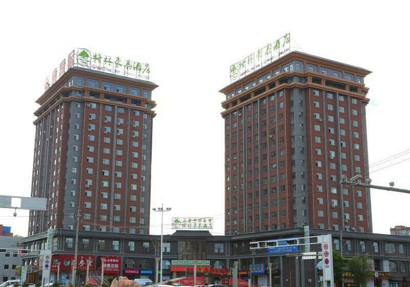 בית מלון כפרי Greentree Inn Hunchun Old Bus Station