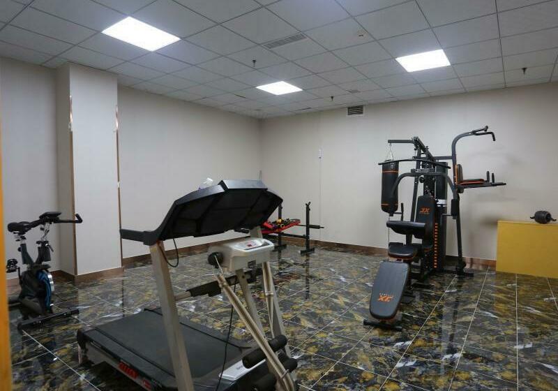 בית מלון כפרי Greentree Inn Hunchun Old Bus Station