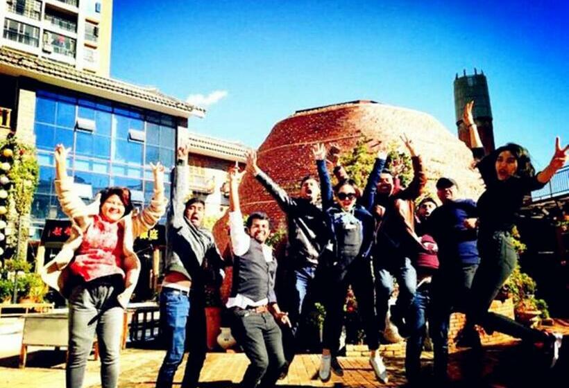 Jianshui Upland International Youth Hostel