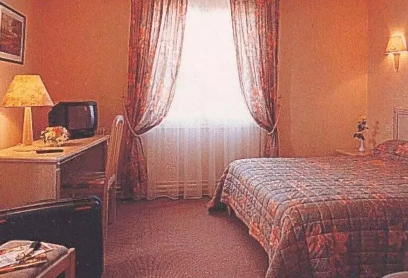 ホテル Au Puits Enchanté