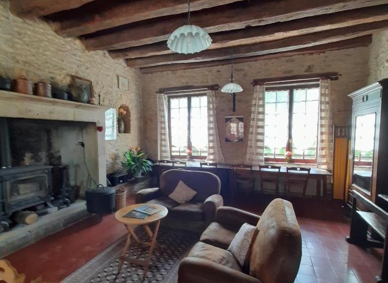 בית מלון כפרי Auberge De Castel Merle