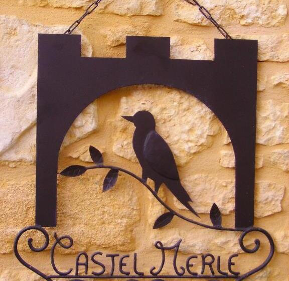 בית מלון כפרי Auberge De Castel Merle