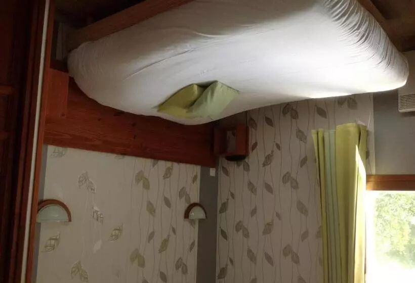 호텔 Logis Auberge De La Plaine